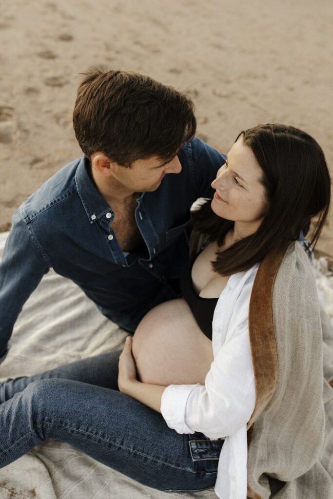 maternity pictures for couples